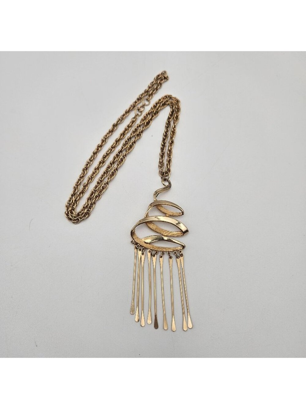 Brooks Signed Abstract Open Swirl Fringe Christmas Tree Pendant Necklace